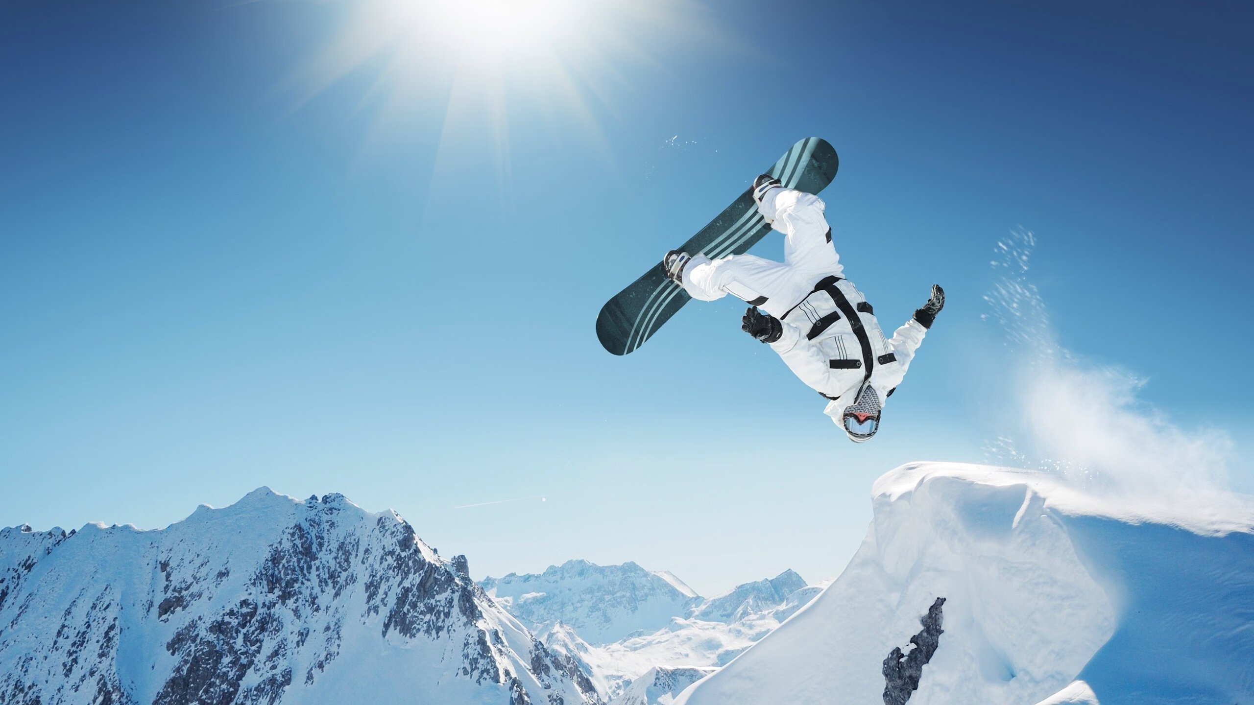 _夜光灯光冲刺赛：灯火下的速度较量_，灯光show